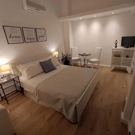 Krly Exclusive Guest house *